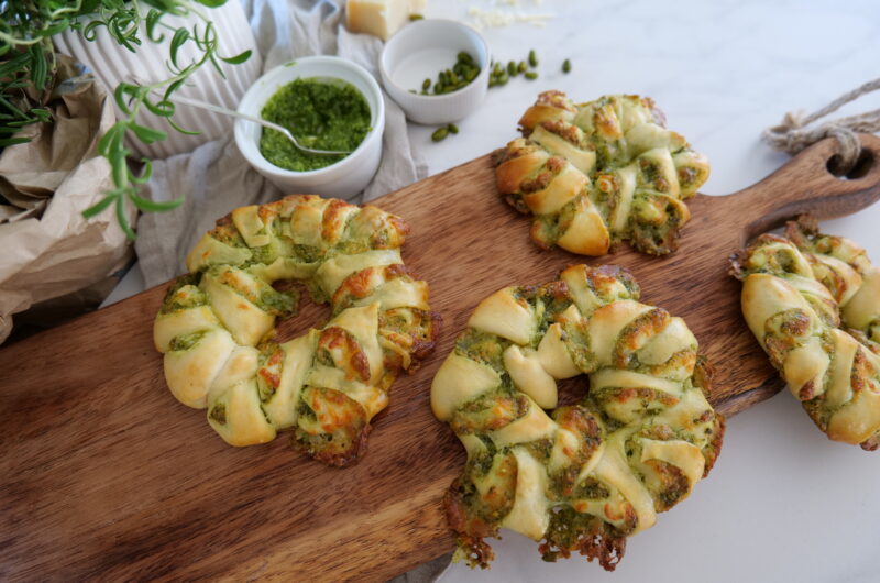 Bärlauch-Pistazien-Pesto Kränze