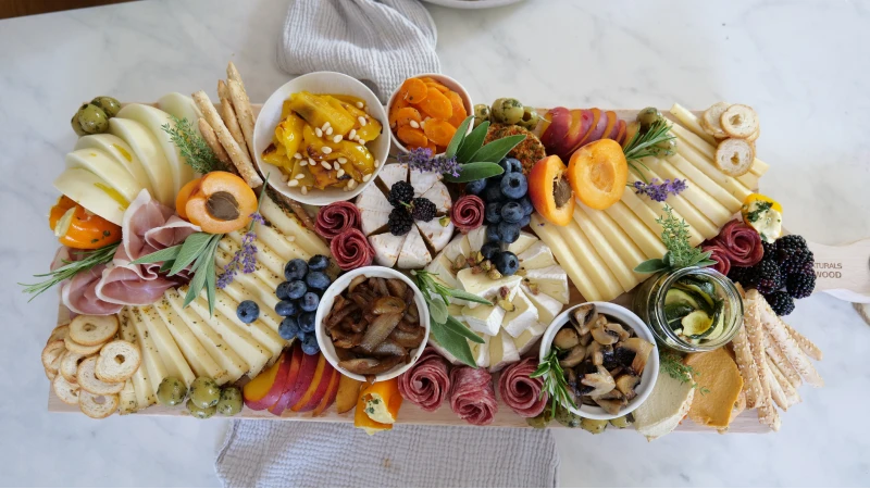 Charcuterie Board „Sommer“