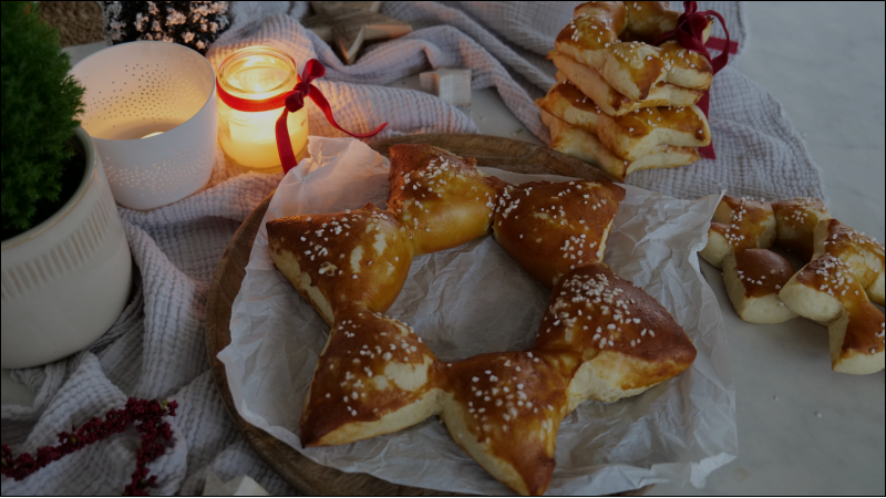 Laugenbrötchen in Sternform