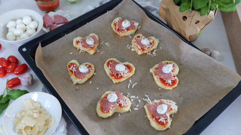 Mini-Pizzen aus Kloßteig