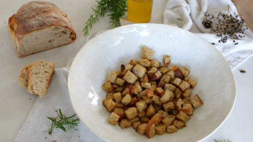 Knusprige Croutons