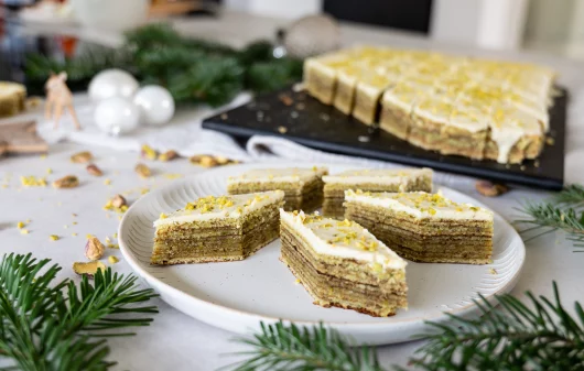 Baumkuchen mit Pistazien