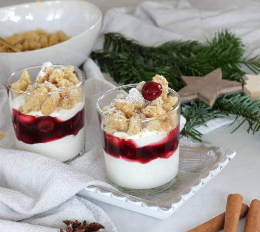 Weihnachtliches Kirsch-Crumble