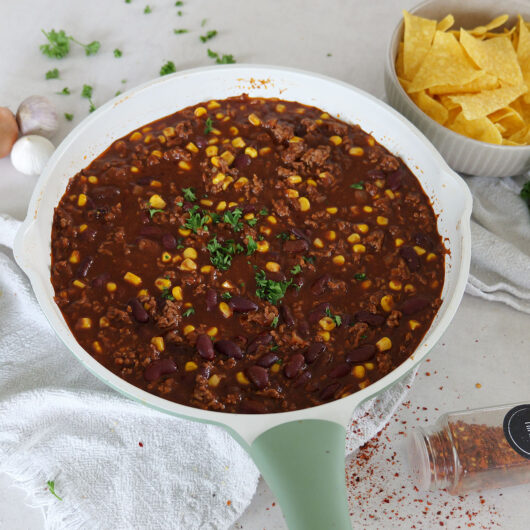 Chili con Carne – klassisches Familienrezept einfach & würzig